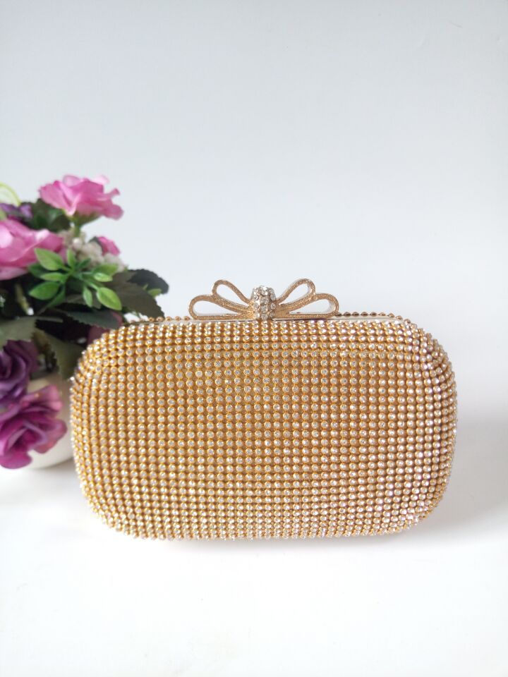 Diamond Chain Clutch Bag