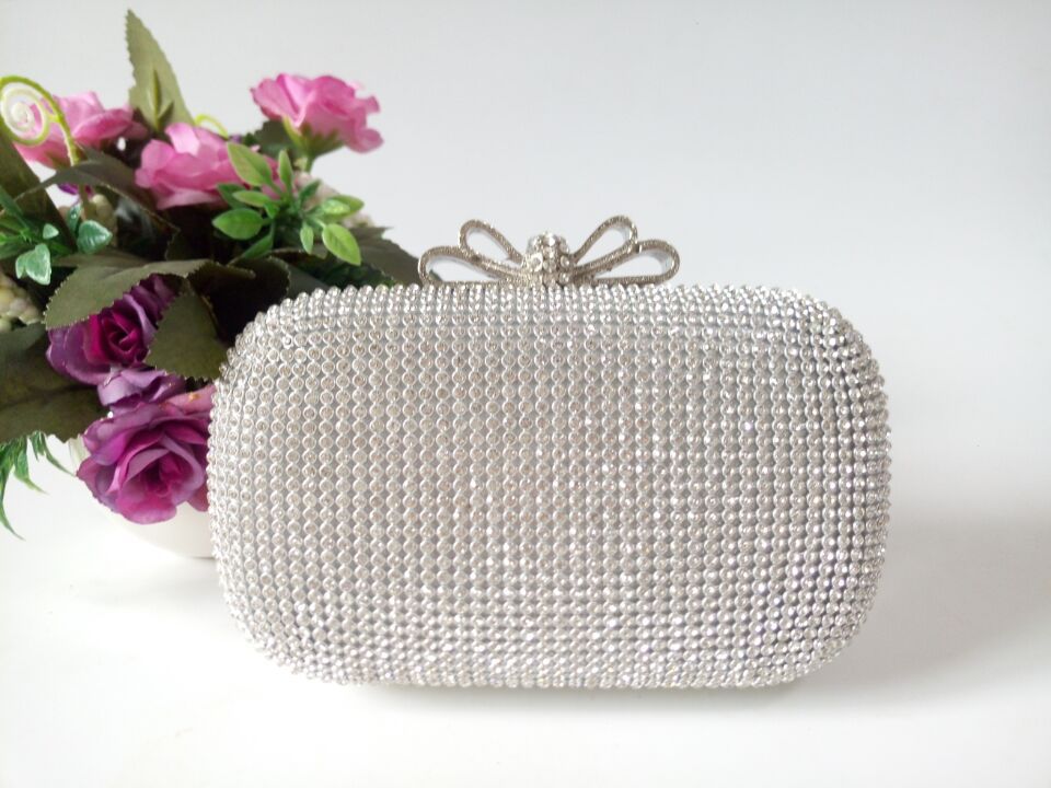 Diamond Chain Clutch Bag